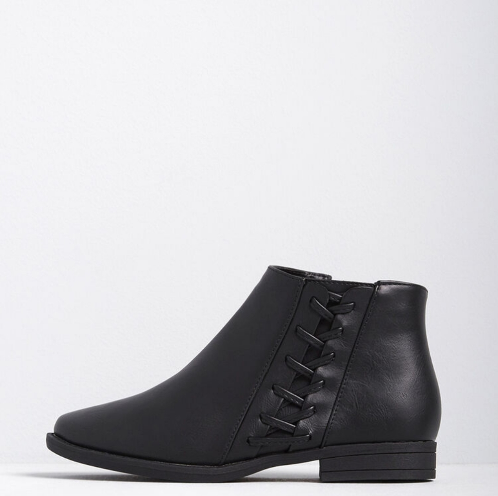 NWT Wanted Tobago Black Vegan Leather Booties